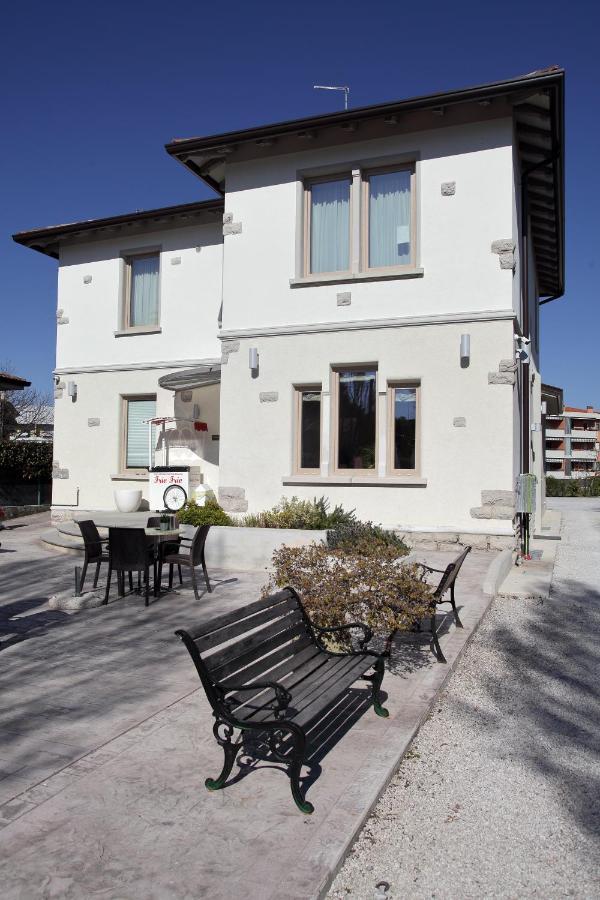 Residence Villa Frio Frio Ronchi Dei Legionari Εξωτερικό φωτογραφία